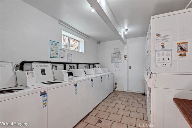 7924 Woodman Avenue 22, Panorama City, CA 91402