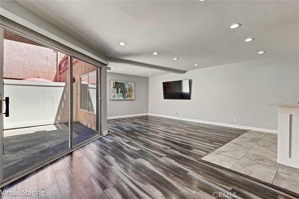 7924 Woodman Avenue 22, Panorama City, CA 91402 — photo 5