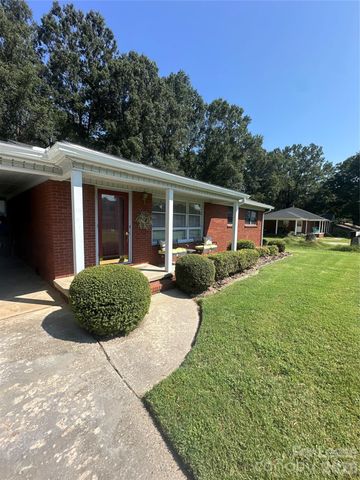 74 Fleetwood Drive SW, Concord, NC 28027