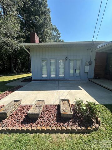 74 Fleetwood Drive SW, Concord, NC 28027