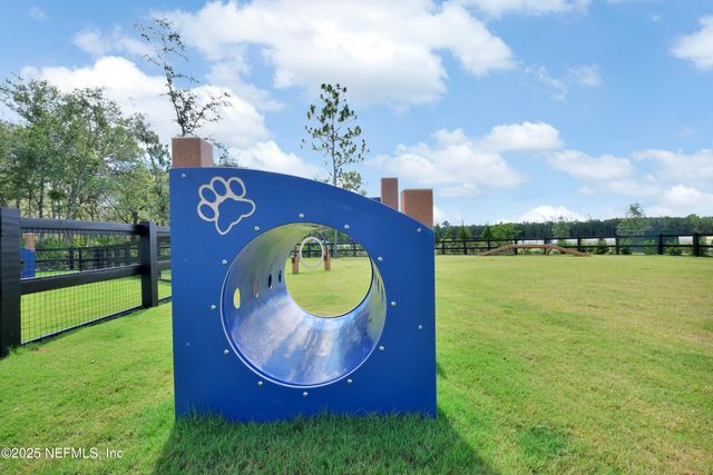 325 CRAFTON Circle, St. Johns, FL 32259