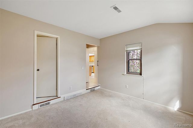2905 Moon Lake Drive, West Bloomfield, MI 48323