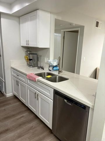 2055 Lakeridge Circle 102, Chula Vista, CA 91913