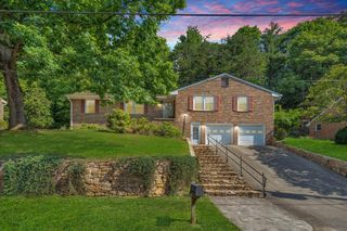3412 Canter CIR, Roanoke, VA 24018