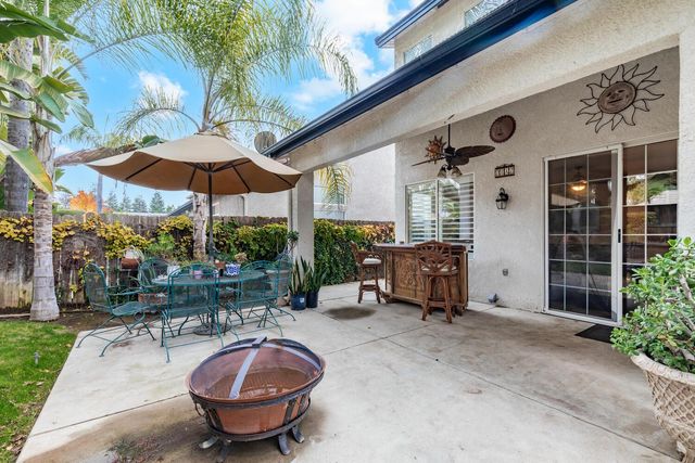 2170 W Beechwood Avenue, Fresno, CA 93711