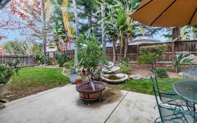 2170 W Beechwood Avenue, Fresno, CA 93711