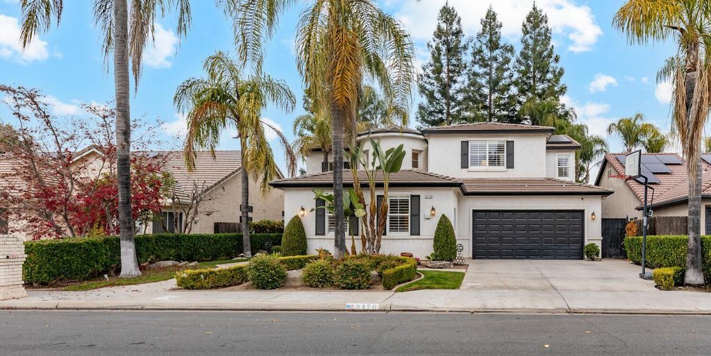2170 W Beechwood Avenue, Fresno, CA 93711