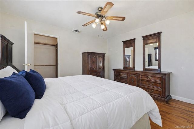 2337 Sycamore Avenue, Wantagh, NY 11793