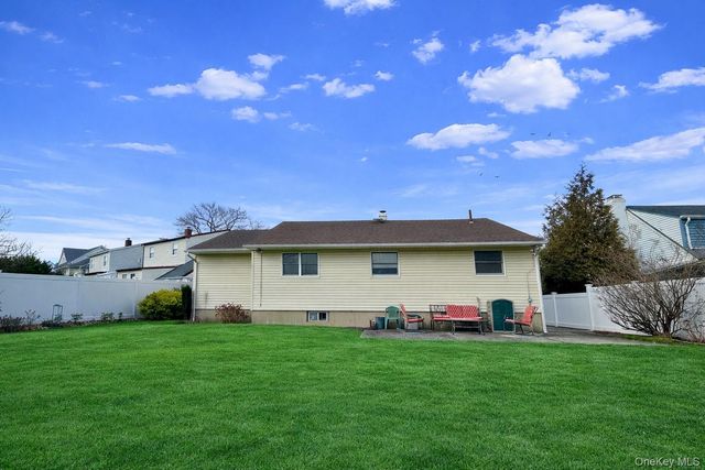 2337 Sycamore Avenue, Wantagh, NY 11793