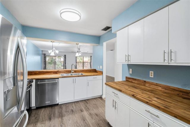 5412 11TH STREET CIRCLE E, Bradenton, FL 34203