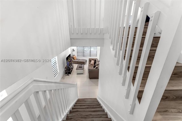 3564 W 97th St, Hialeah, FL 33018