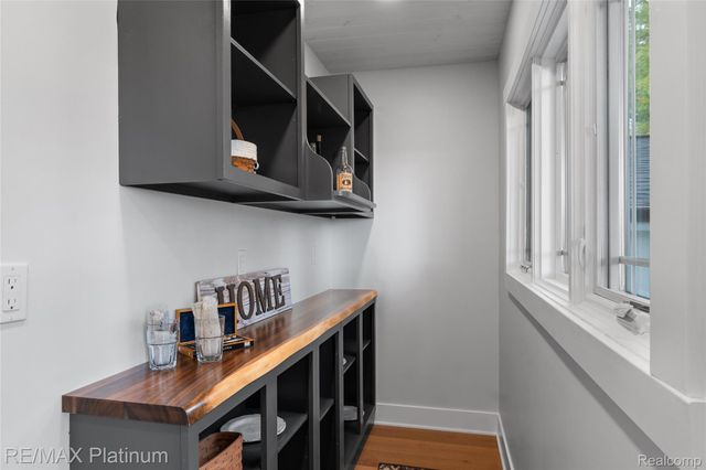 2950 Chilson Road, Genoa Township, MI 48843