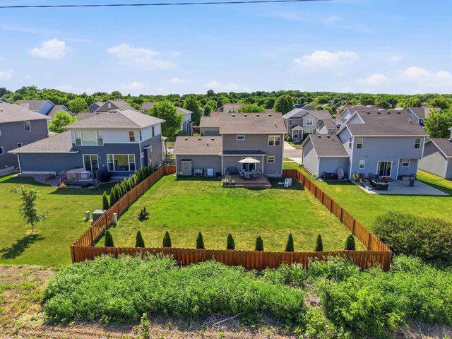4723 Catalina Parkway, Mcfarland, WI 53558