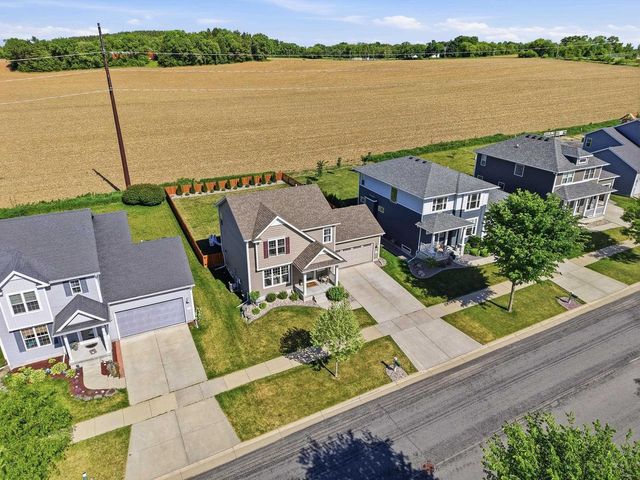 4723 Catalina Parkway, Mcfarland, WI 53558