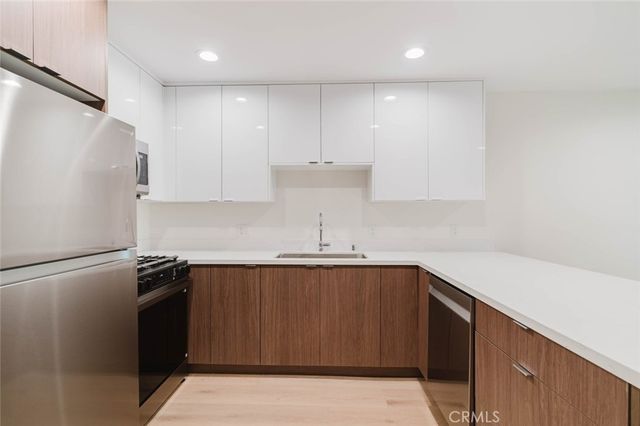 3406 Garden Avenue 3, Los Angeles, CA 90039