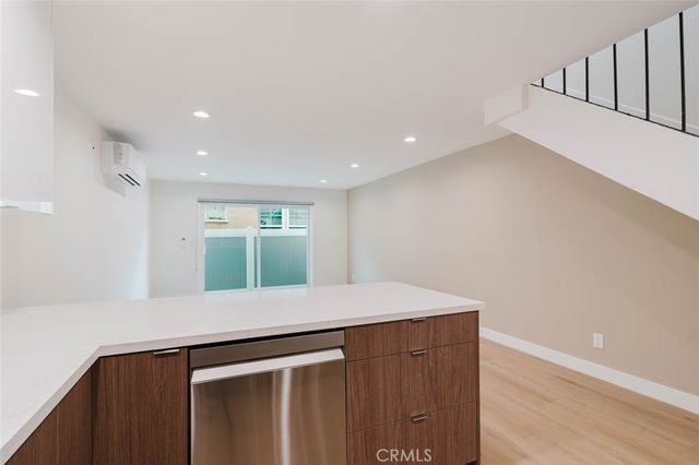 3406 Garden Avenue 3, Los Angeles, CA 90039