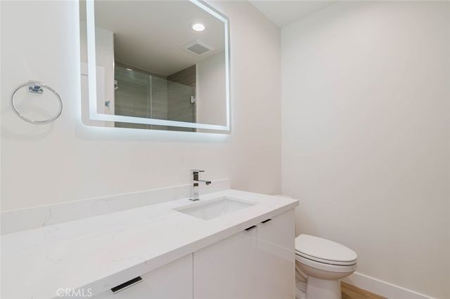 3406 Garden Avenue 3, Los Angeles, CA 90039