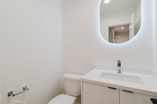 3406 Garden Avenue 3, Los Angeles, CA 90039