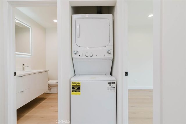 3406 Garden Avenue 3, Los Angeles, CA 90039