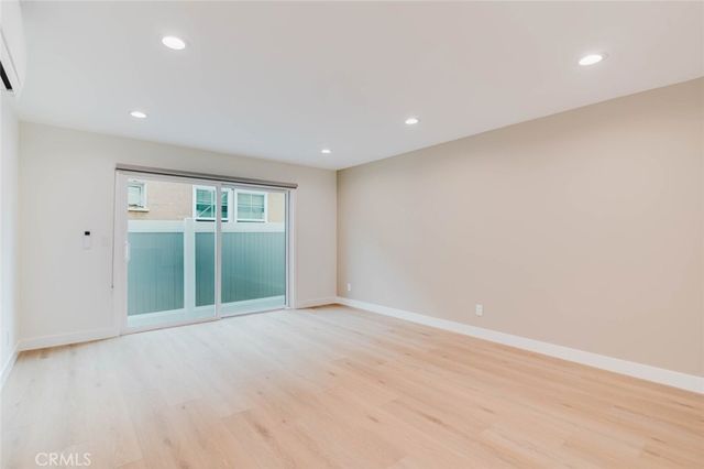 3406 Garden Avenue 3, Los Angeles, CA 90039