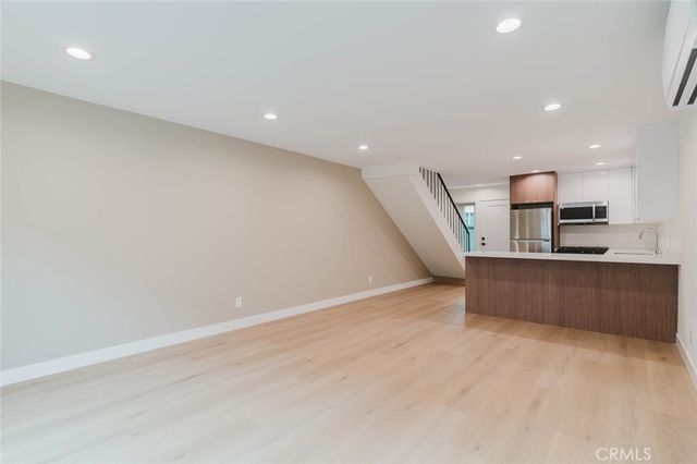 3406 Garden Avenue 3, Los Angeles, CA 90039