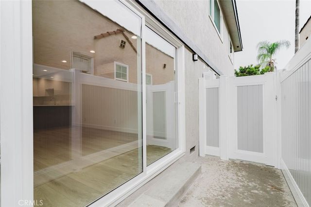 3406 Garden Avenue 3, Los Angeles, CA 90039