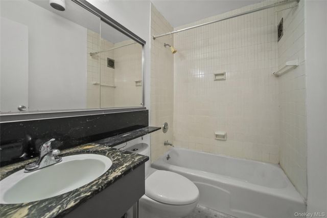 119 E Hartsdale Avenue 4F, Hartsdale, NY 10530