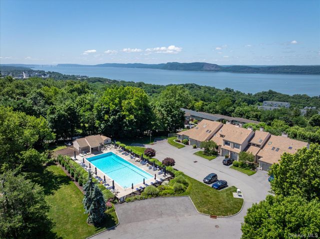 61 Hudson Watch Drive 61, Ossining, NY 10562