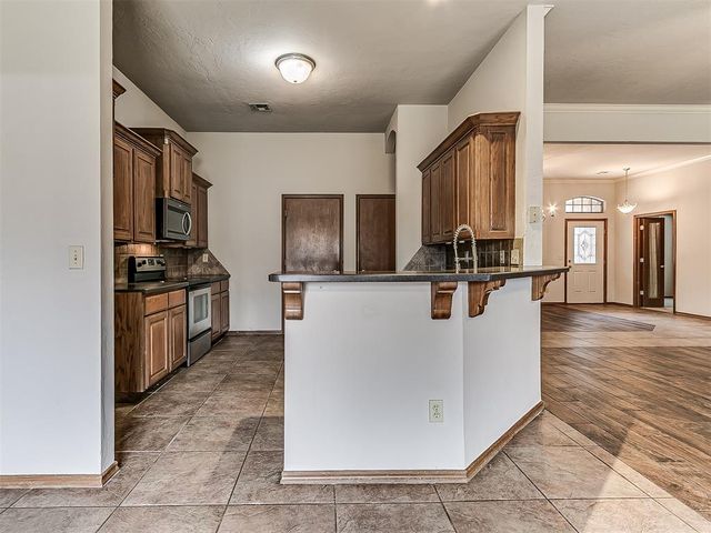 7432 NW 130th Street, Oklahoma City, OK 73142