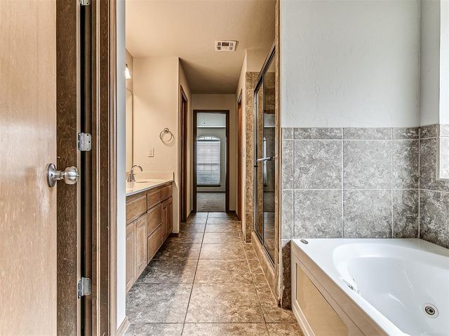7432 NW 130th Street, Oklahoma City, OK 73142