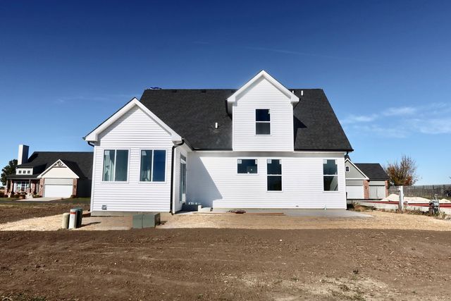 2080 Waters Edge Drive, Minooka, IL 60447