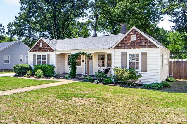 3910 Admiral Avenue, Charlotte, NC 28205