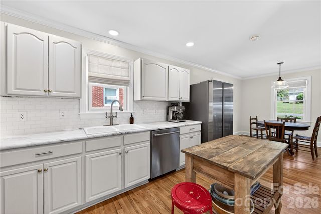 3910 Admiral Avenue, Charlotte, NC 28205