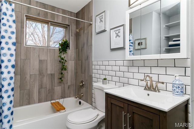 9606 Lifford Court, St Louis, MO 63136