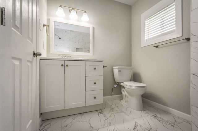 4411 Knotty Oaks Trail, Houston, TX 77045