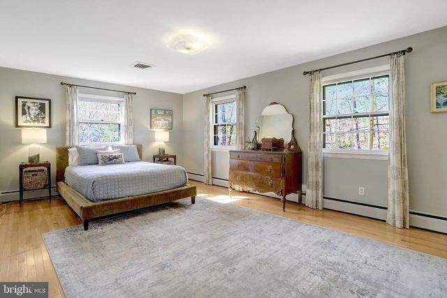 3657 MILITARY RD, Arlington, VA 22207