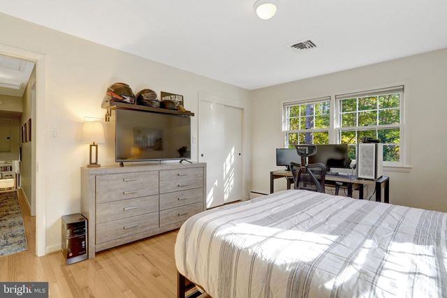 3657 MILITARY RD, Arlington, VA 22207