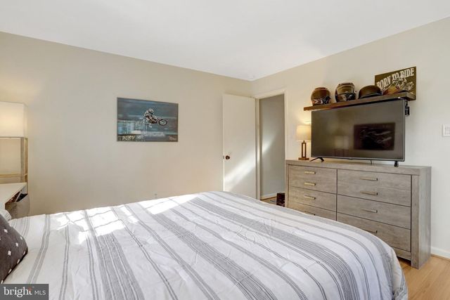 3657 MILITARY RD, Arlington, VA 22207