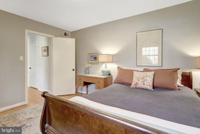 3657 MILITARY RD, Arlington, VA 22207