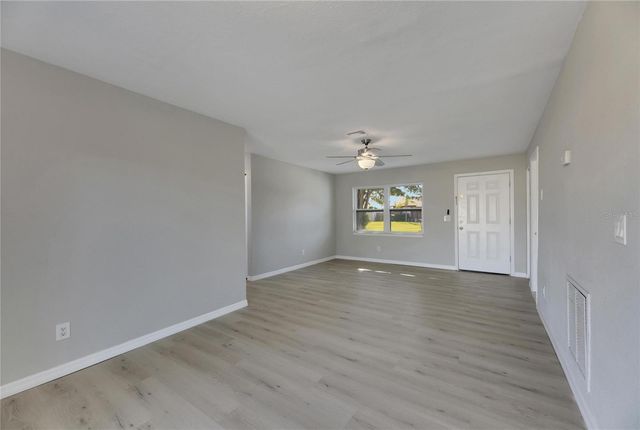 527 FOX RUN TRAIL, Apollo Beach, FL 33572