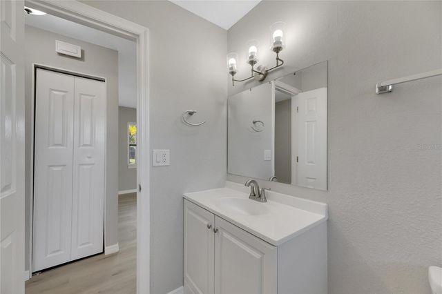 527 FOX RUN TRAIL, Apollo Beach, FL 33572
