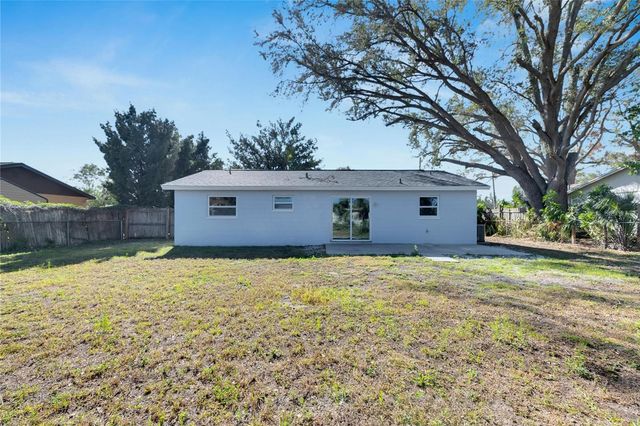 527 FOX RUN TRAIL, Apollo Beach, FL 33572