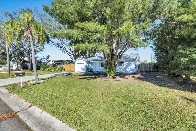 527 FOX RUN TRAIL, Apollo Beach, FL 33572