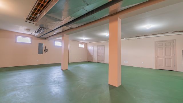 3702 Westbridge Drive, Valparaiso, IN 46383