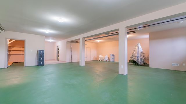 3702 Westbridge Drive, Valparaiso, IN 46383