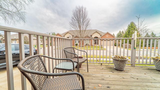 3702 Westbridge Drive, Valparaiso, IN 46383