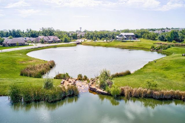 2036 Turtle Creek Way, Norman, OK 73071