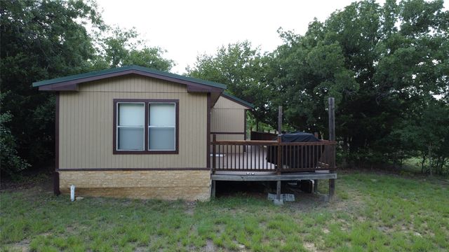 194 Lakeview Court, Sunset, TX 76270