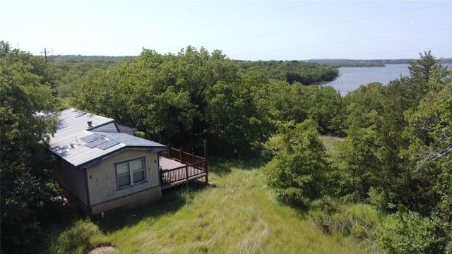 194 Lakeview Court, Sunset, TX 76270