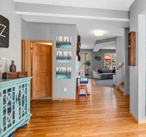 4695 138th Street W, Apple Valley, MN 55124